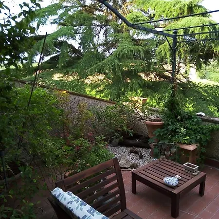 Bed & Breakfast La Gallinella Rossa *