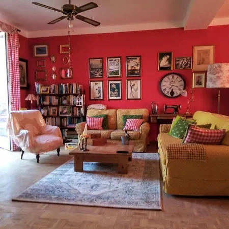 Bed & Breakfast La Gallinella Rossa