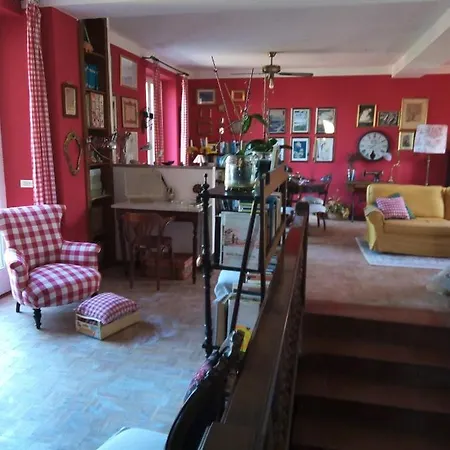 La Gallinella Rossa *